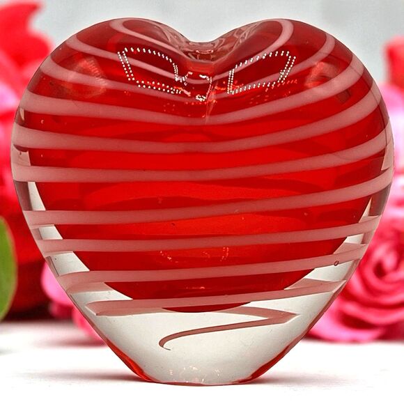 Art Glass Heart Shaped Bud Vase Paperweight Red with White Swirls Hand Blown - Picture 1 of 7